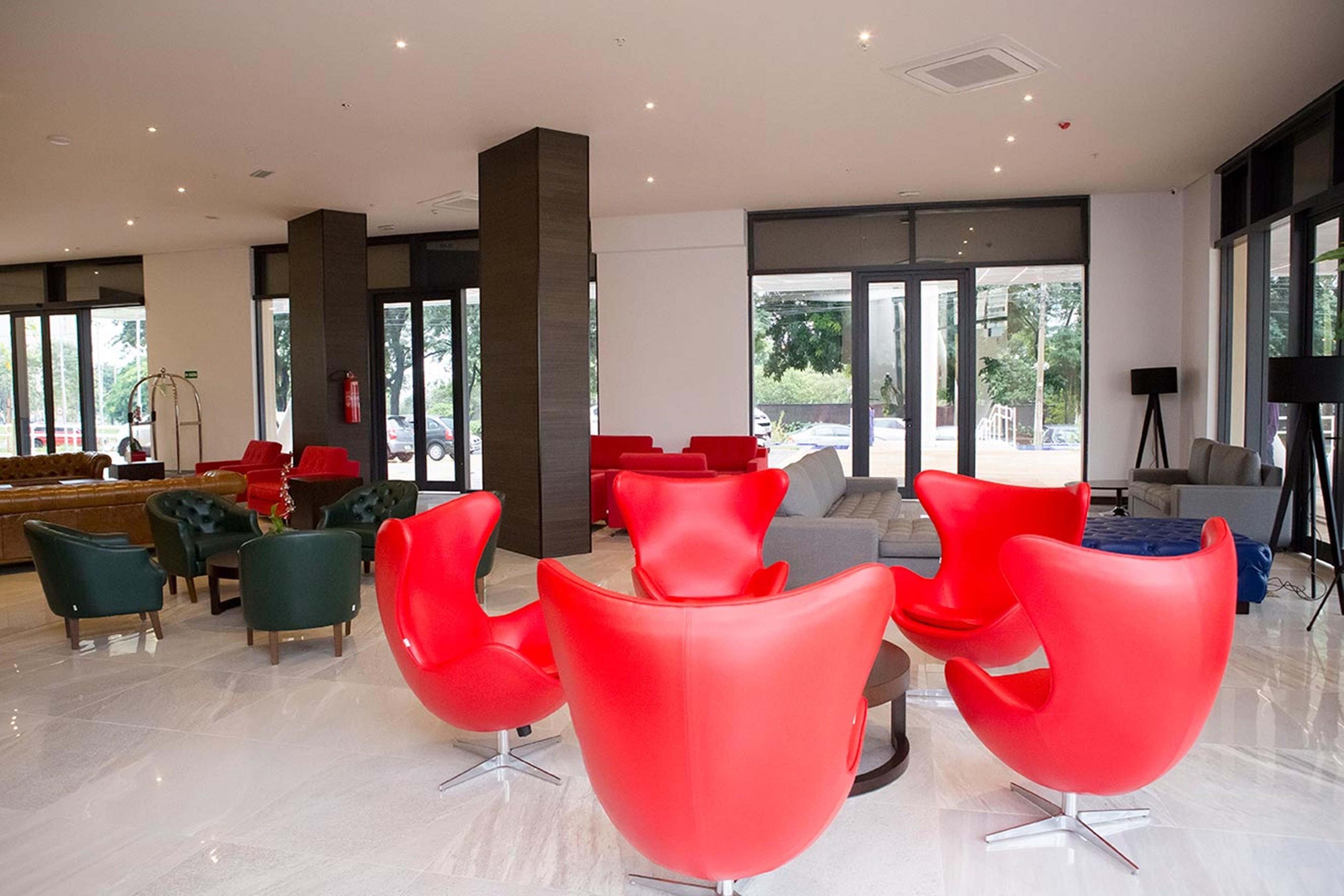 Tryp By Wyndham Ribeirao Preto Hotel Ngoại thất bức ảnh The lounge at the airport